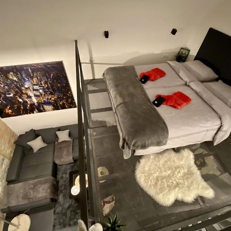 Kiraly Street , Stylish Apartment Budapest Esterno foto