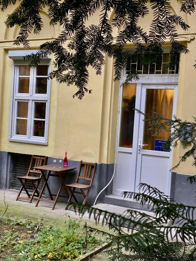 Kiraly Street , Stylish Apartment Budapest Esterno foto